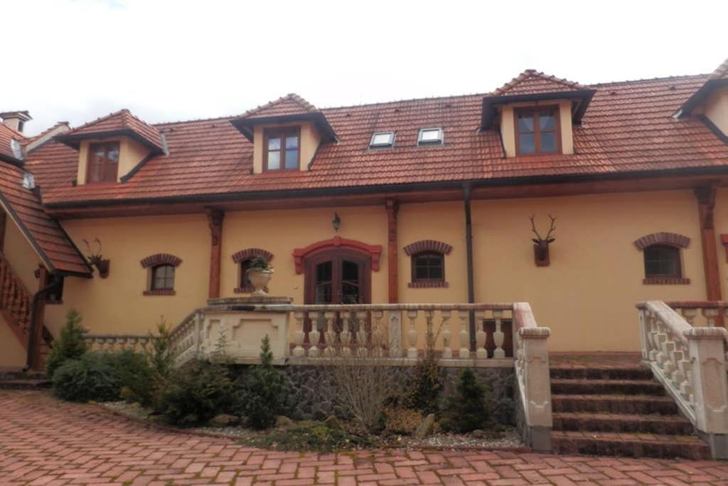 Zamecek Zdiky - Moderni Maly Apartman Bujanov 외부 사진